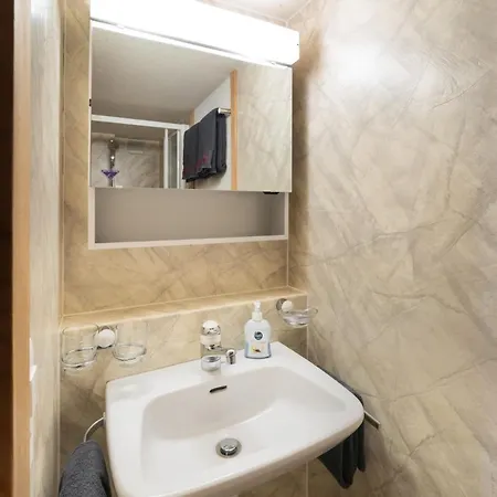 Deer Апартаменты *